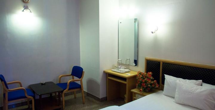 העיר בנגלור Oyo 539 Hotel Pearl Inn מראה חיצוני תמונה