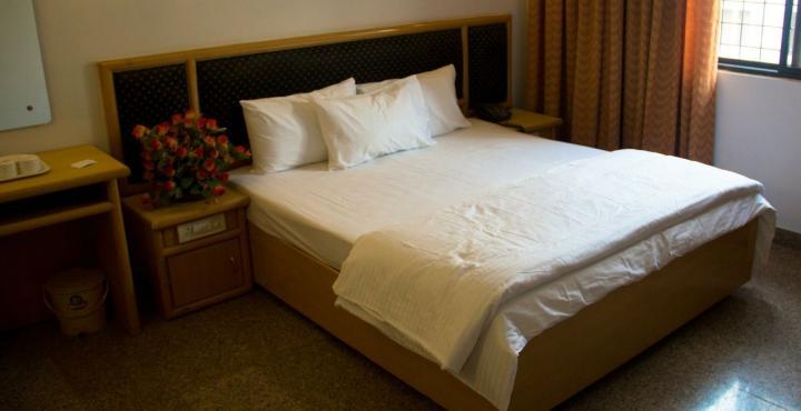 העיר בנגלור Oyo 539 Hotel Pearl Inn מראה חיצוני תמונה