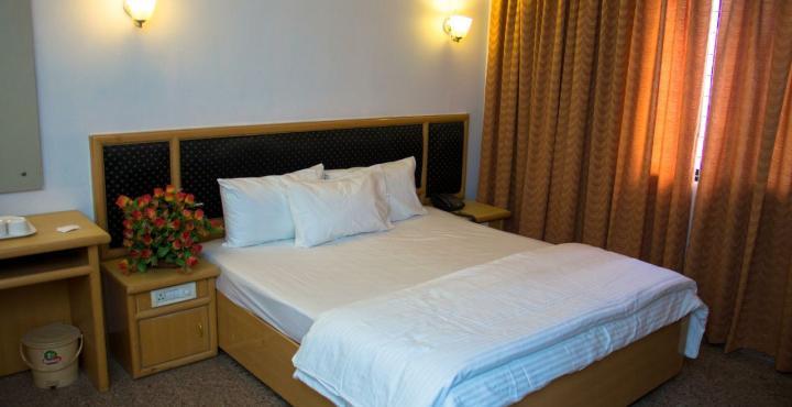 העיר בנגלור Oyo 539 Hotel Pearl Inn מראה חיצוני תמונה