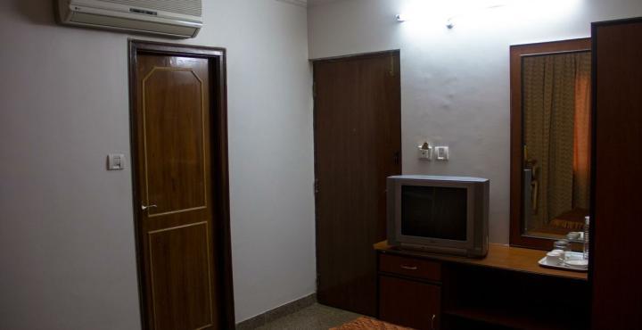 העיר בנגלור Oyo 539 Hotel Pearl Inn מראה חיצוני תמונה