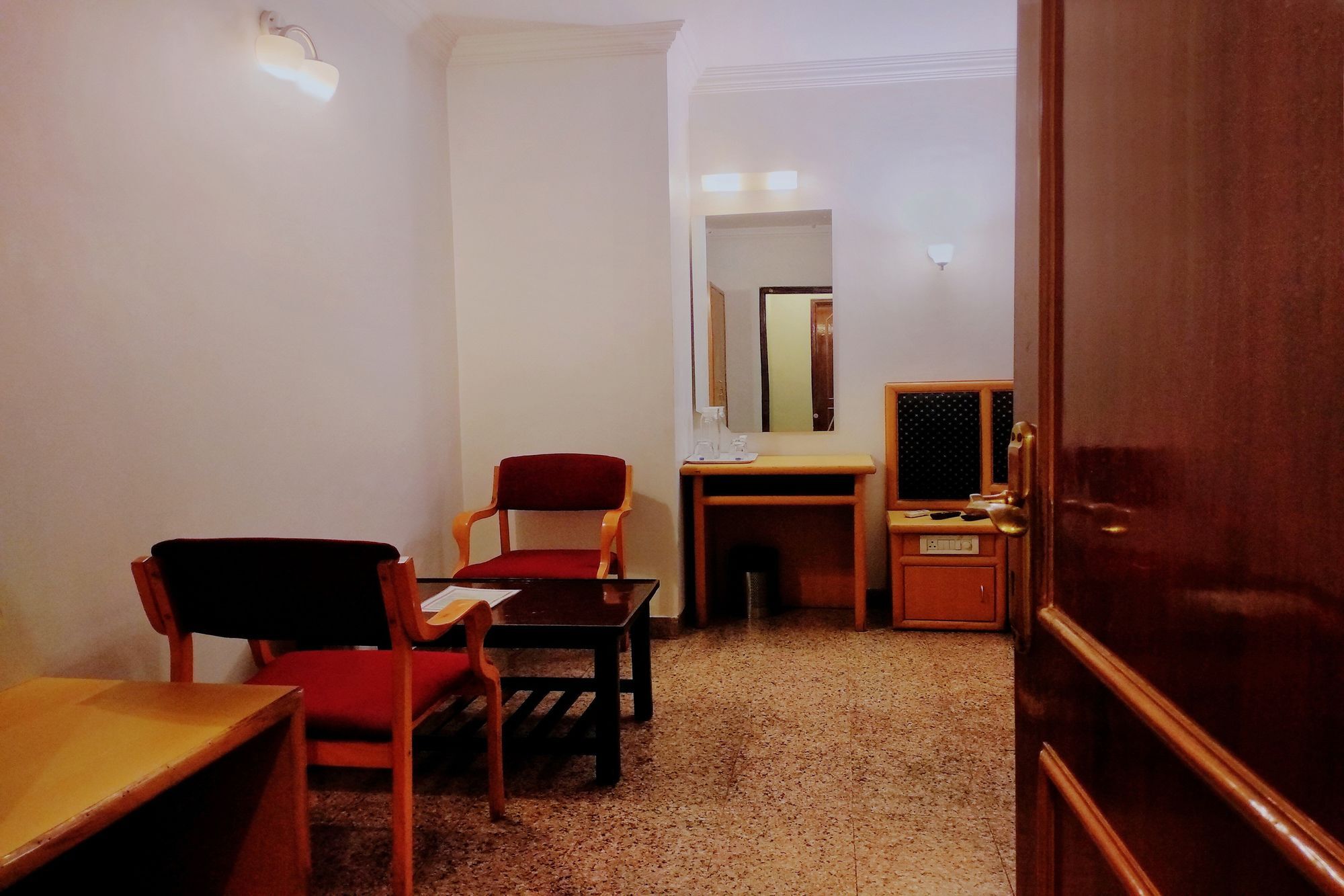 העיר בנגלור Oyo 539 Hotel Pearl Inn מראה חיצוני תמונה